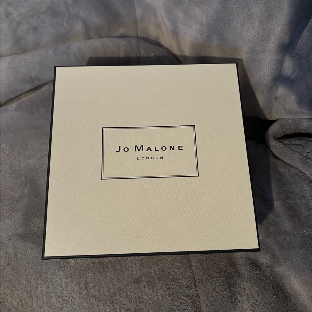 Jo Malone London Gift Box